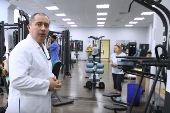 Gymnasium course with cervical osteochondosis